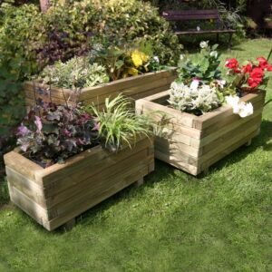 Set of 3 Gresford Planters image 1 of 1